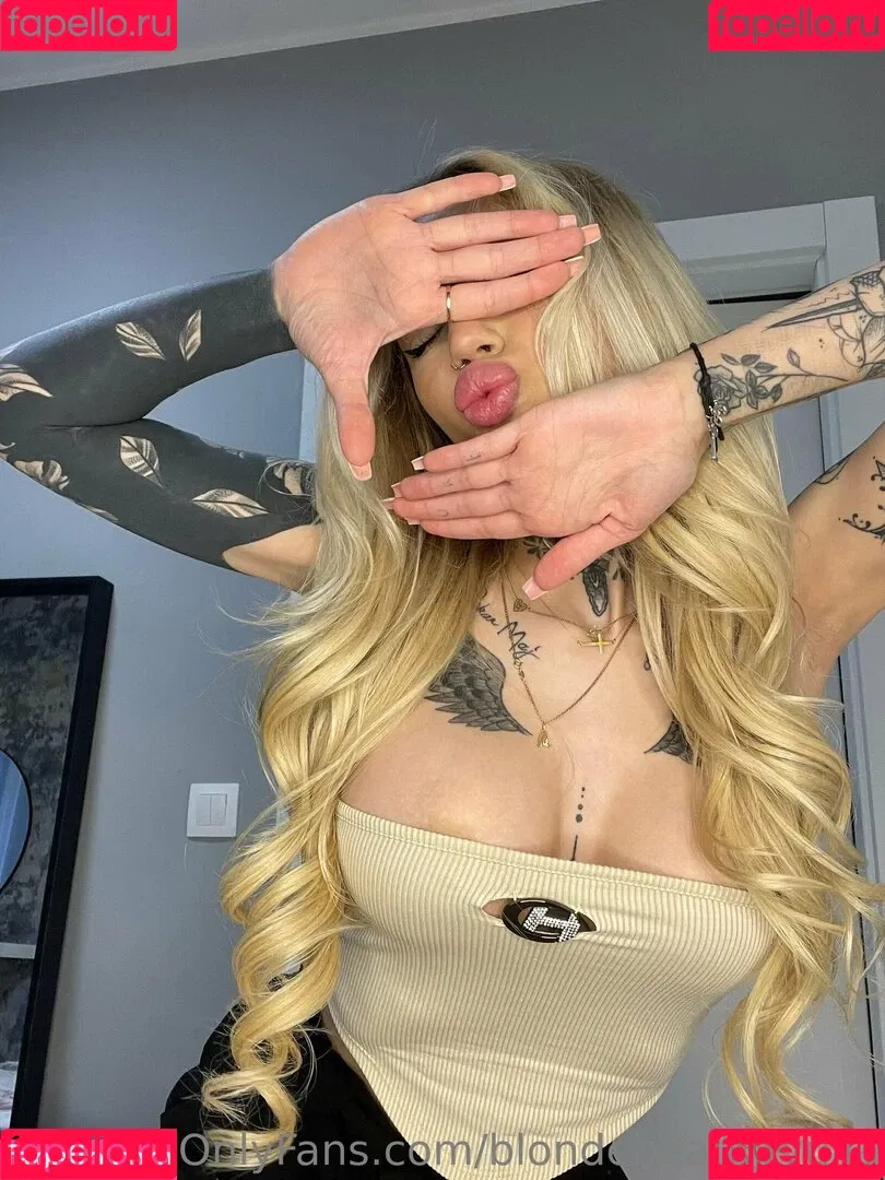 blondebeautyyulia Onlyfans Photo Gallery 