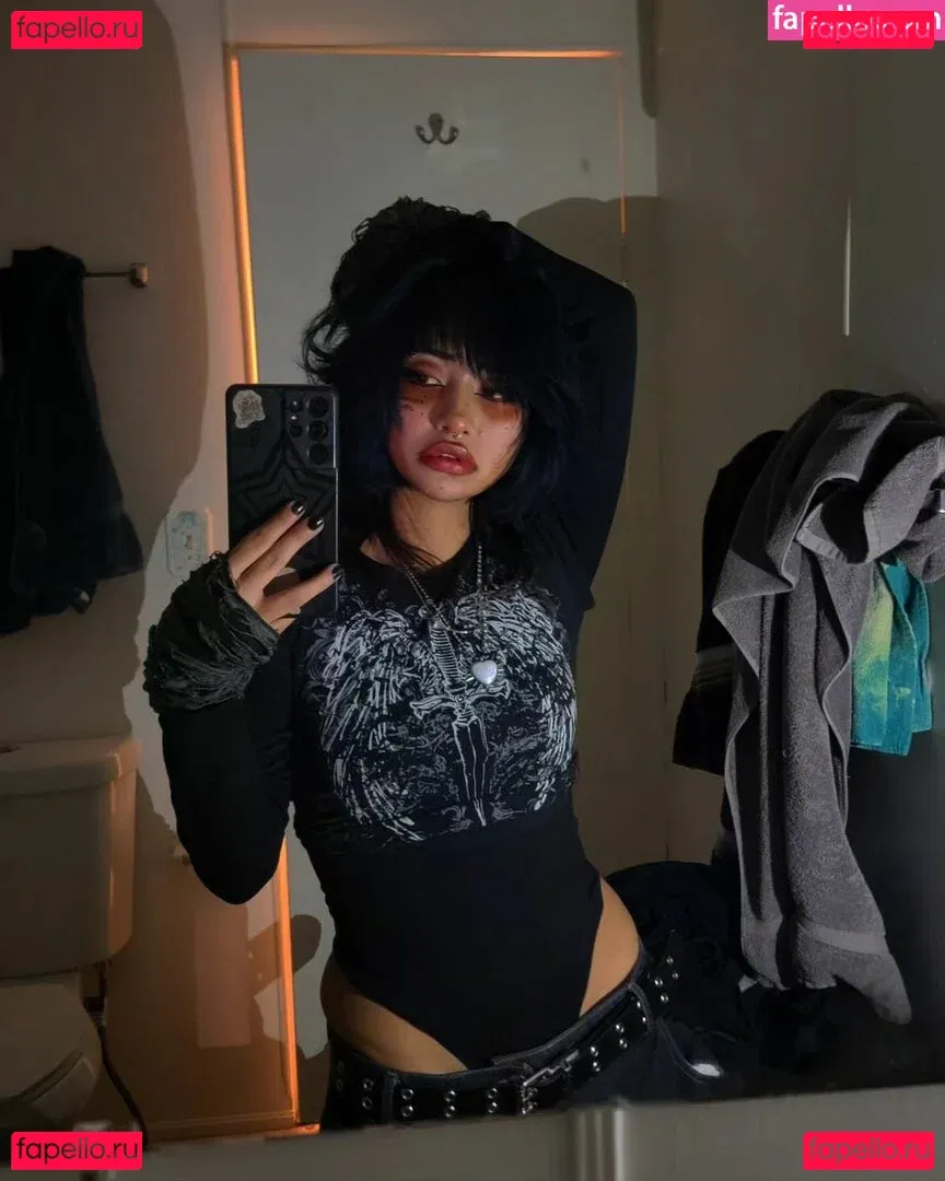 kinsathic Onlyfans Photo Gallery 