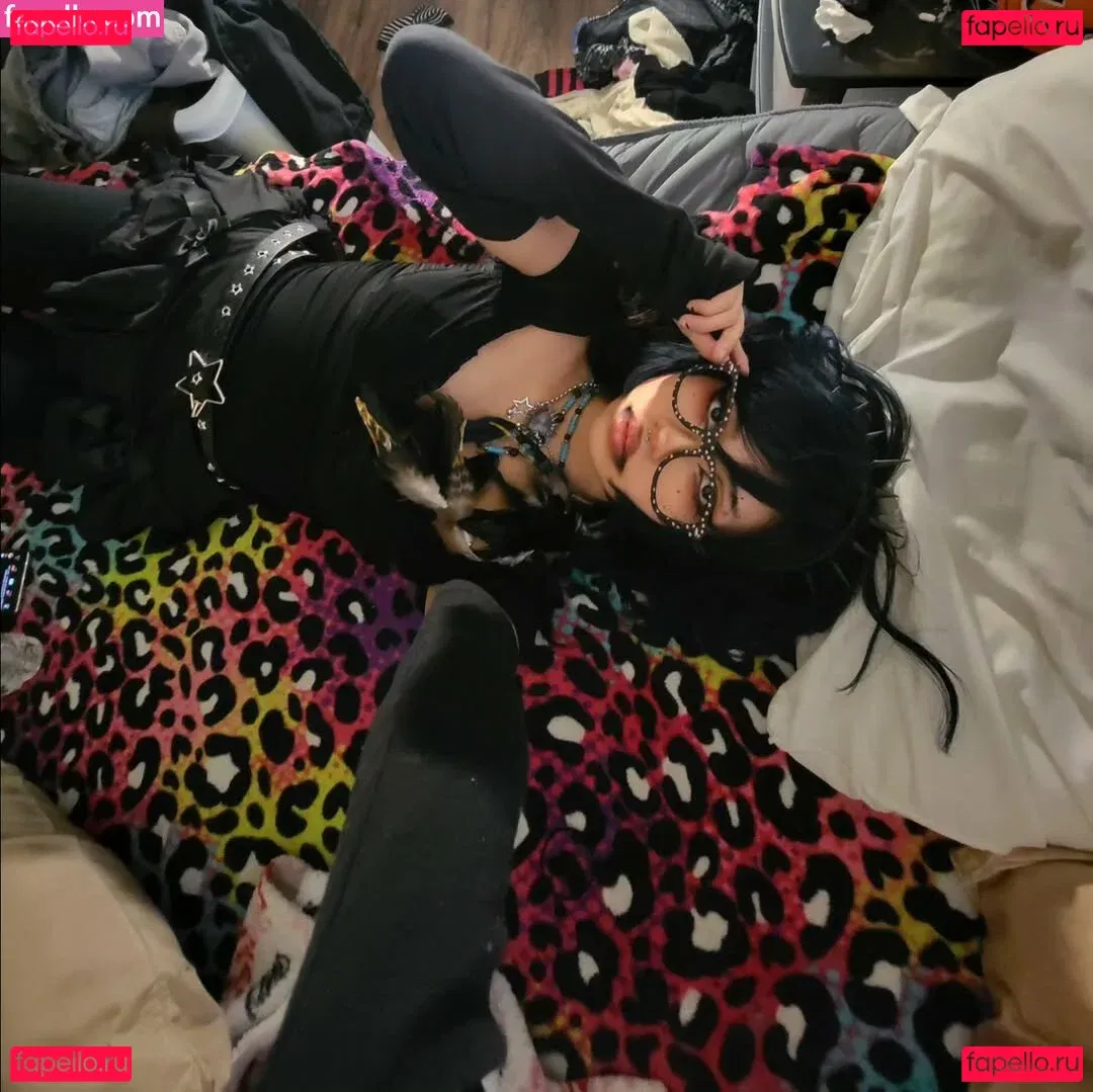 kinsathic Onlyfans Photo Gallery 