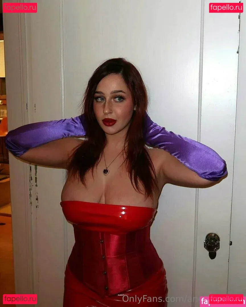 angelpiefree Onlyfans Photo Gallery 