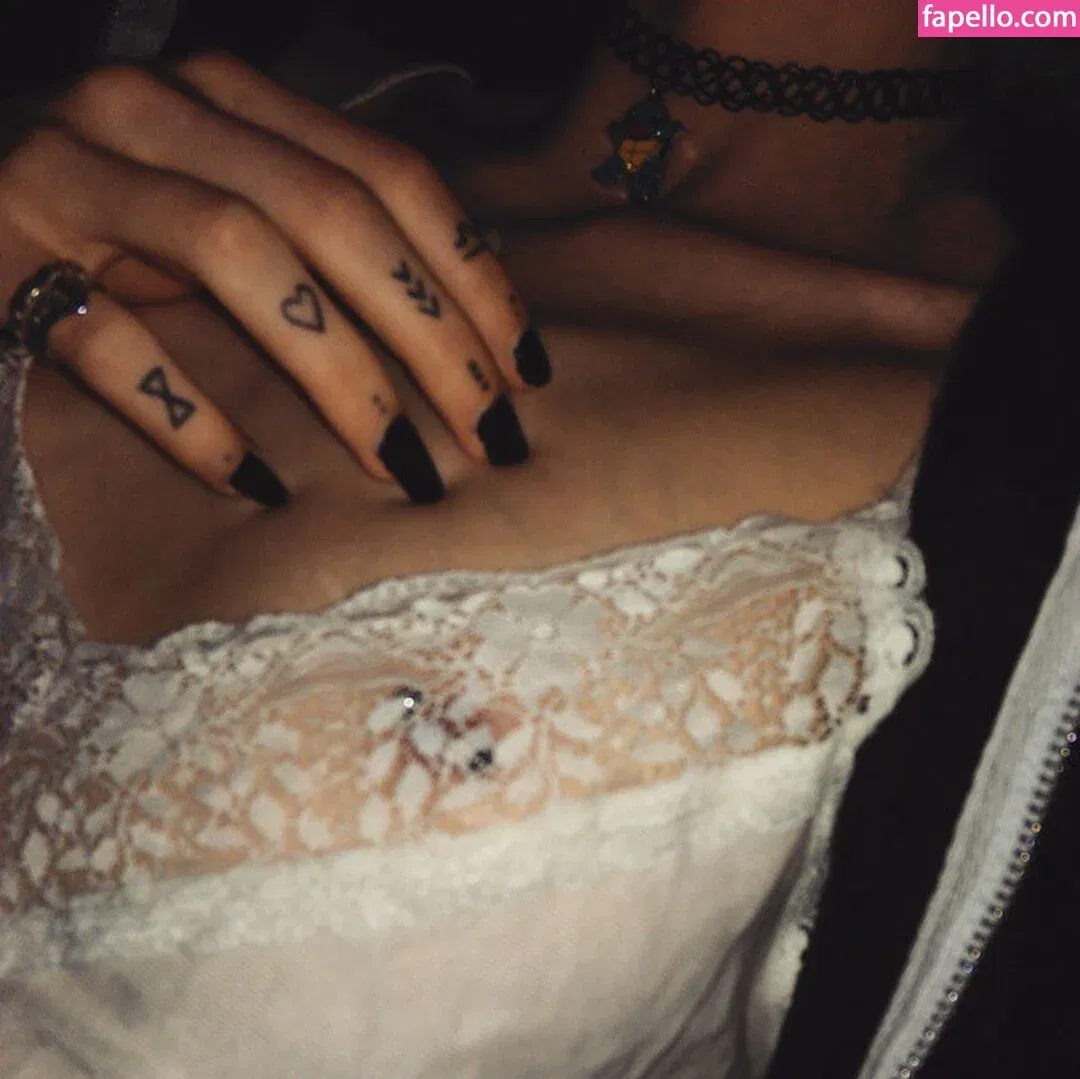 Kimiperi Onlyfans Photo Gallery 