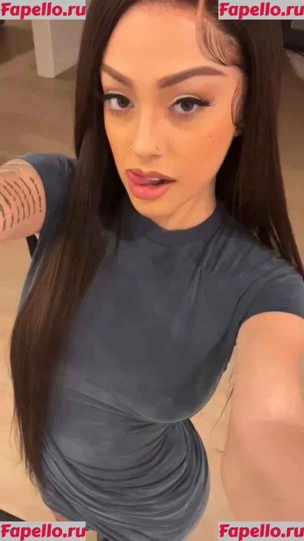 Malu Trevejo Onlyfans Photo Gallery 