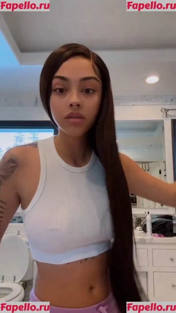 Malu Trevejo Onlyfans Photo Gallery 