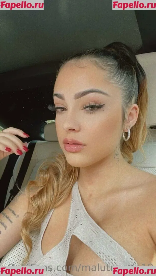 Malu Trevejo Onlyfans Photo Gallery 