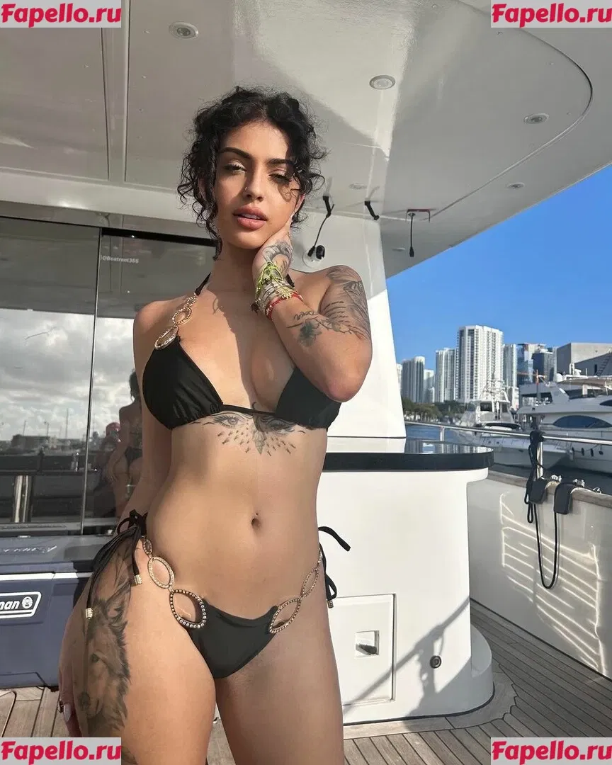Malu Trevejo Onlyfans Photo Gallery 