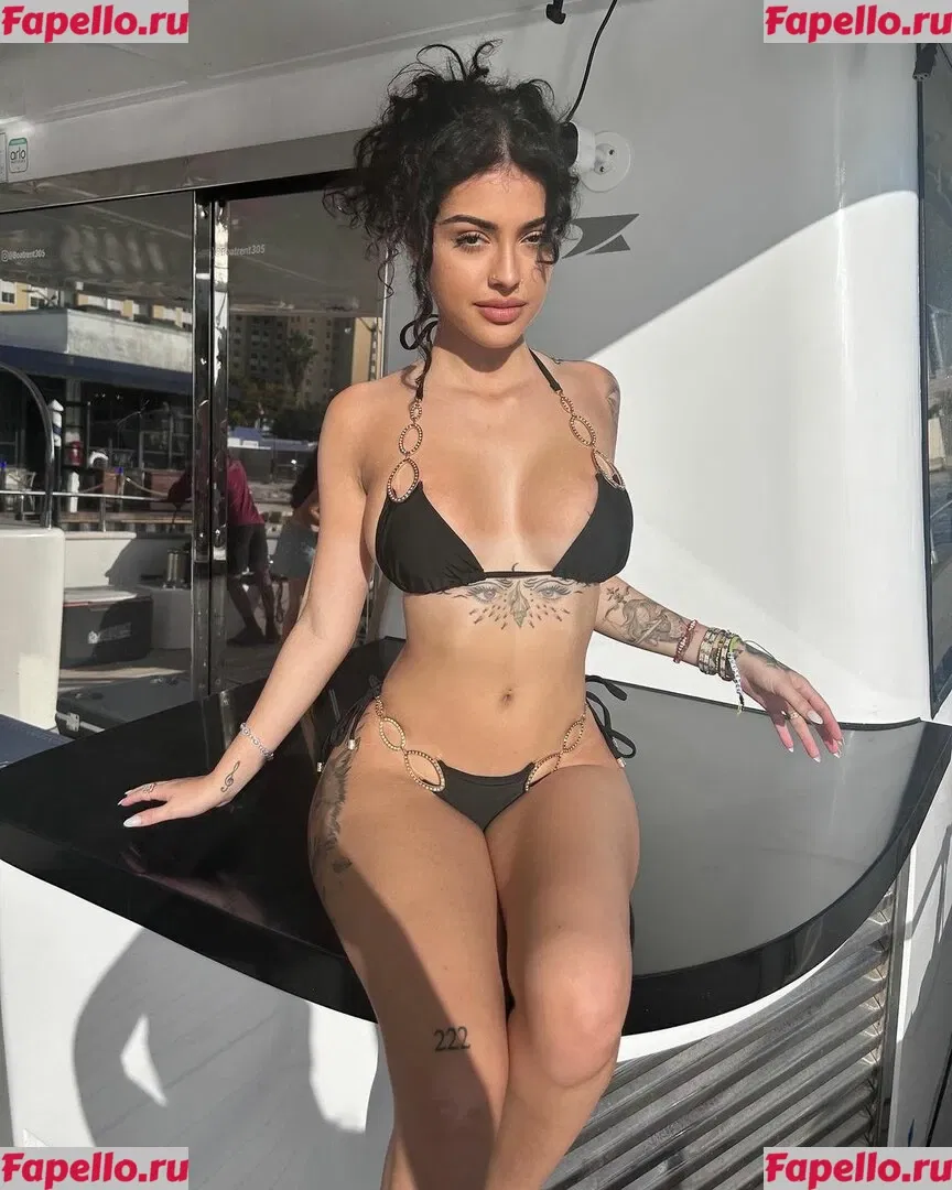 Malu Trevejo Onlyfans Photo Gallery 