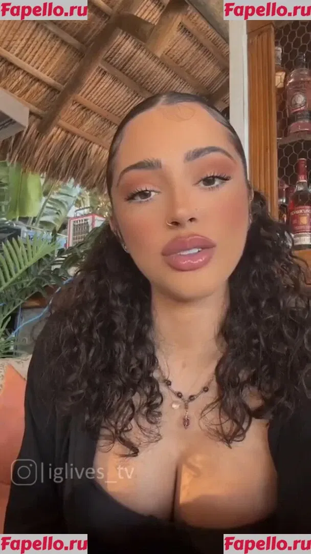Malu Trevejo Onlyfans Photo Gallery 