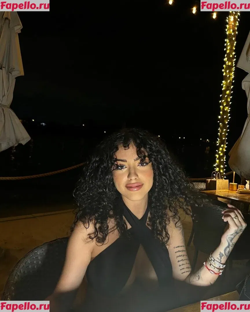 Malu Trevejo Onlyfans Photo Gallery 