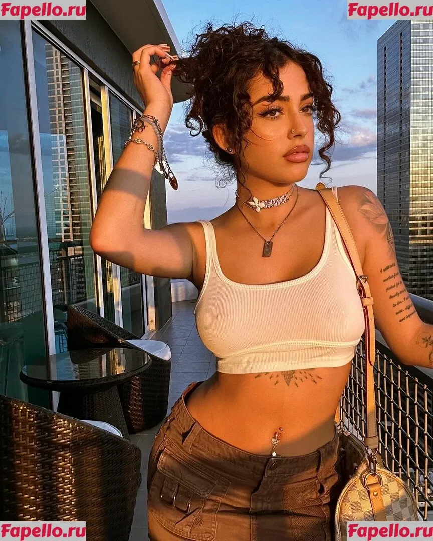 Malu Trevejo Onlyfans Photo Gallery 