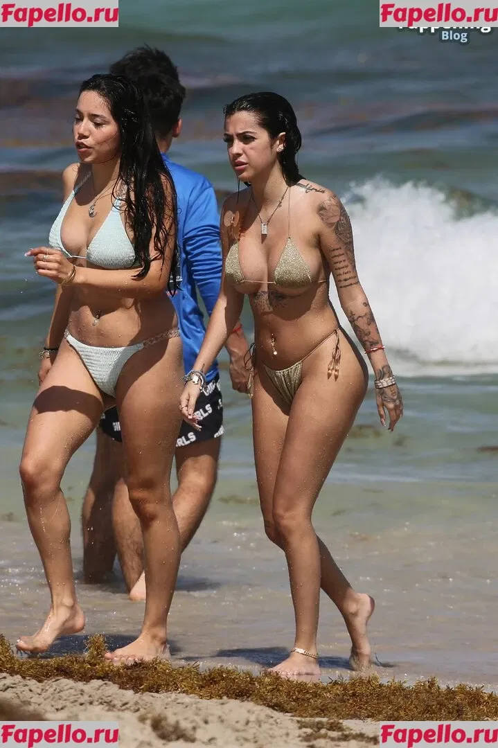 Malu Trevejo Onlyfans Photo Gallery 
