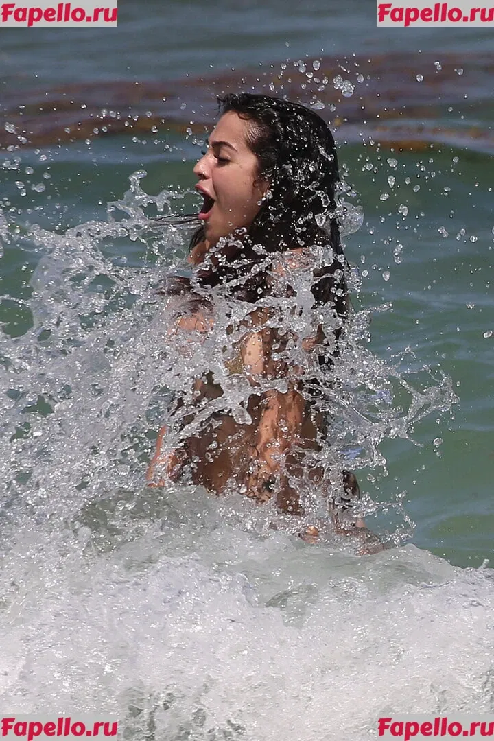 Malu Trevejo Onlyfans Photo Gallery 