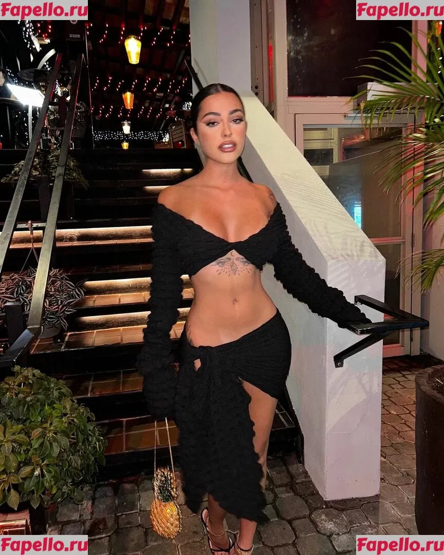 Malu Trevejo Onlyfans Photo Gallery 