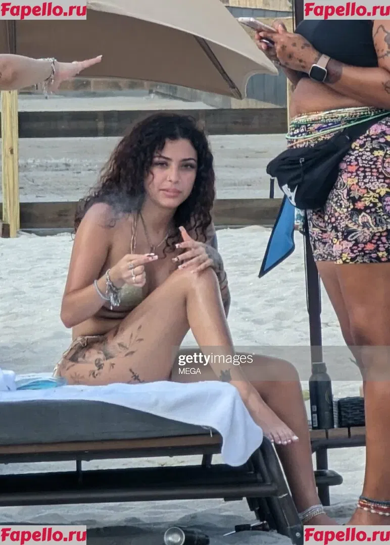 Malu Trevejo Onlyfans Photo Gallery 