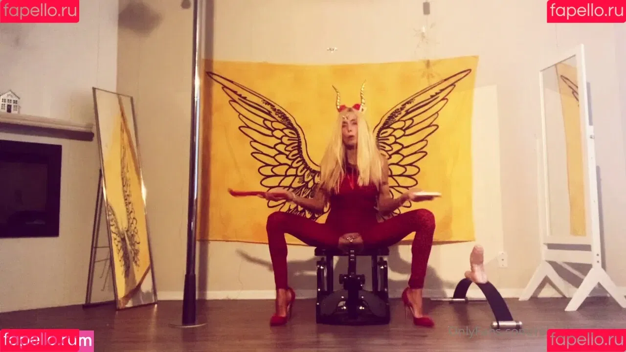Role Play Dances Onlyfans Photo Gallery 