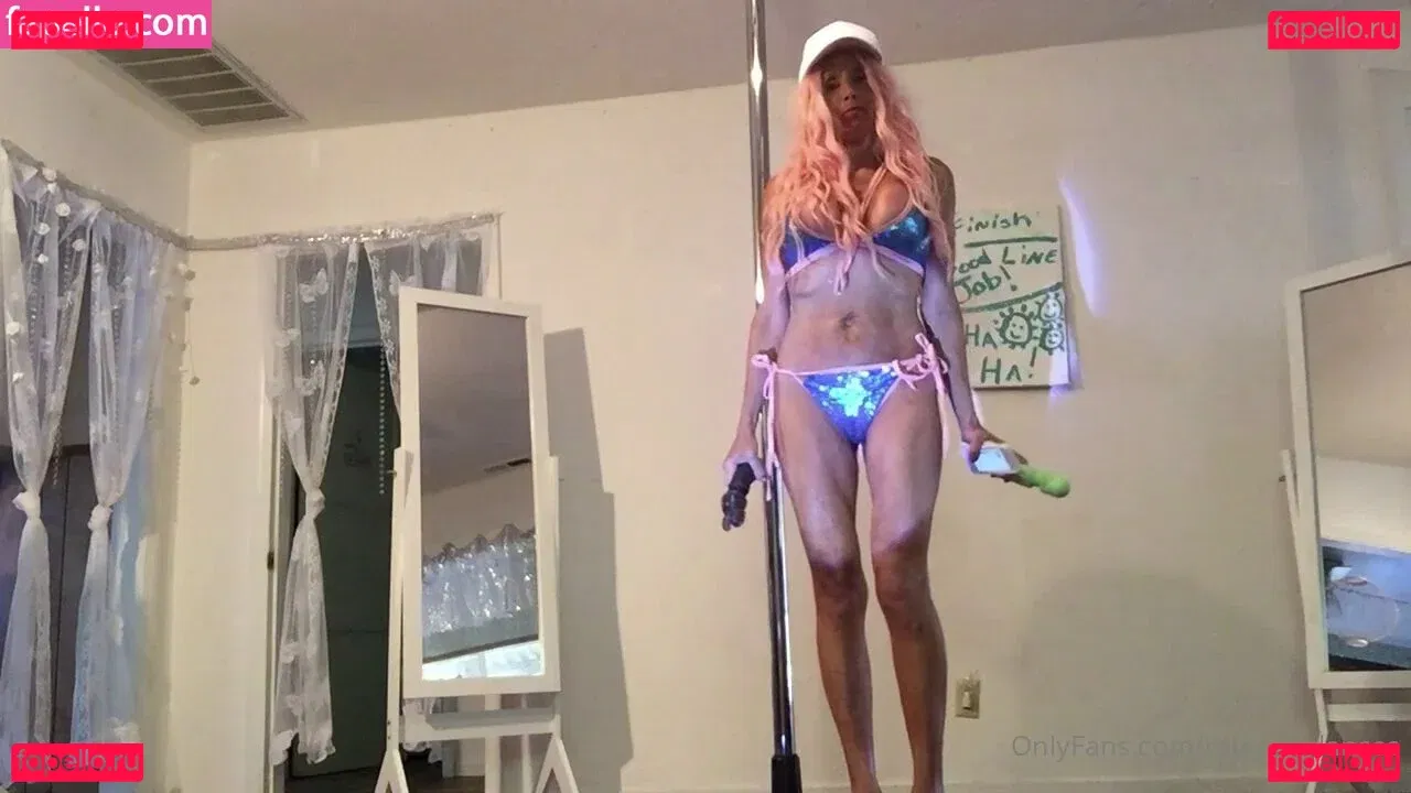 Role Play Dances Onlyfans Photo Gallery 