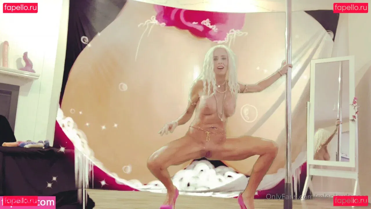 Role Play Dances Onlyfans Photo Gallery 