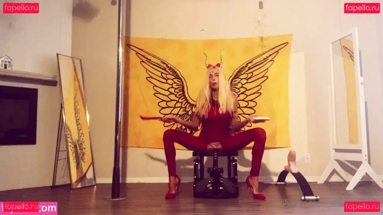 Role Play Dances Onlyfans Photo Gallery 