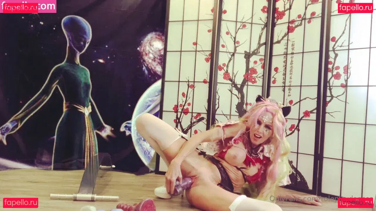 Role Play Dances Onlyfans Photo Gallery 