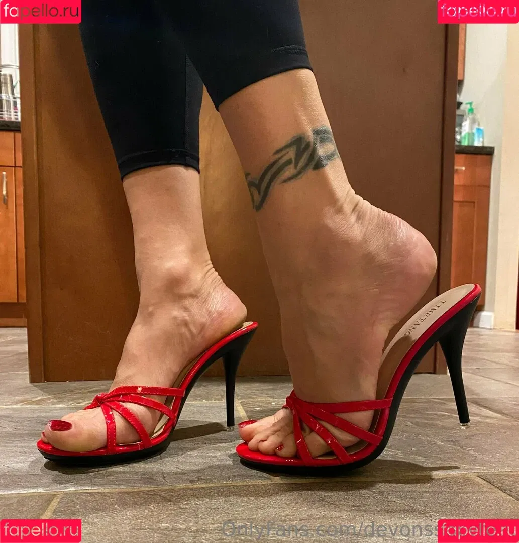 devonssexyfeet Onlyfans Photo Gallery 