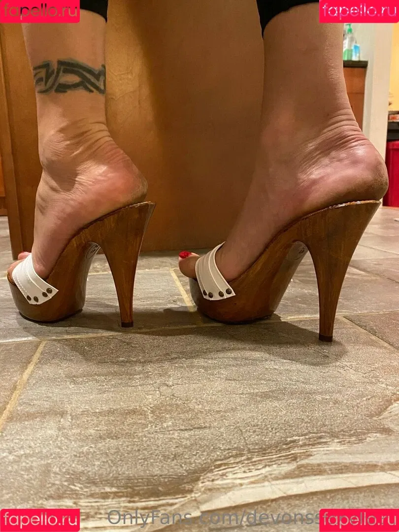 devonssexyfeet Onlyfans Photo Gallery 