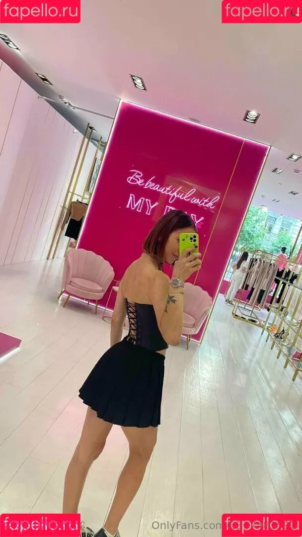 emilyonepleasure Onlyfans Photo Gallery 