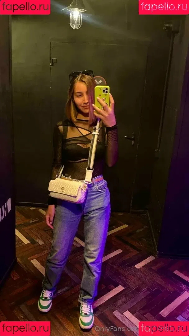 emilyonepleasure Onlyfans Photo Gallery 