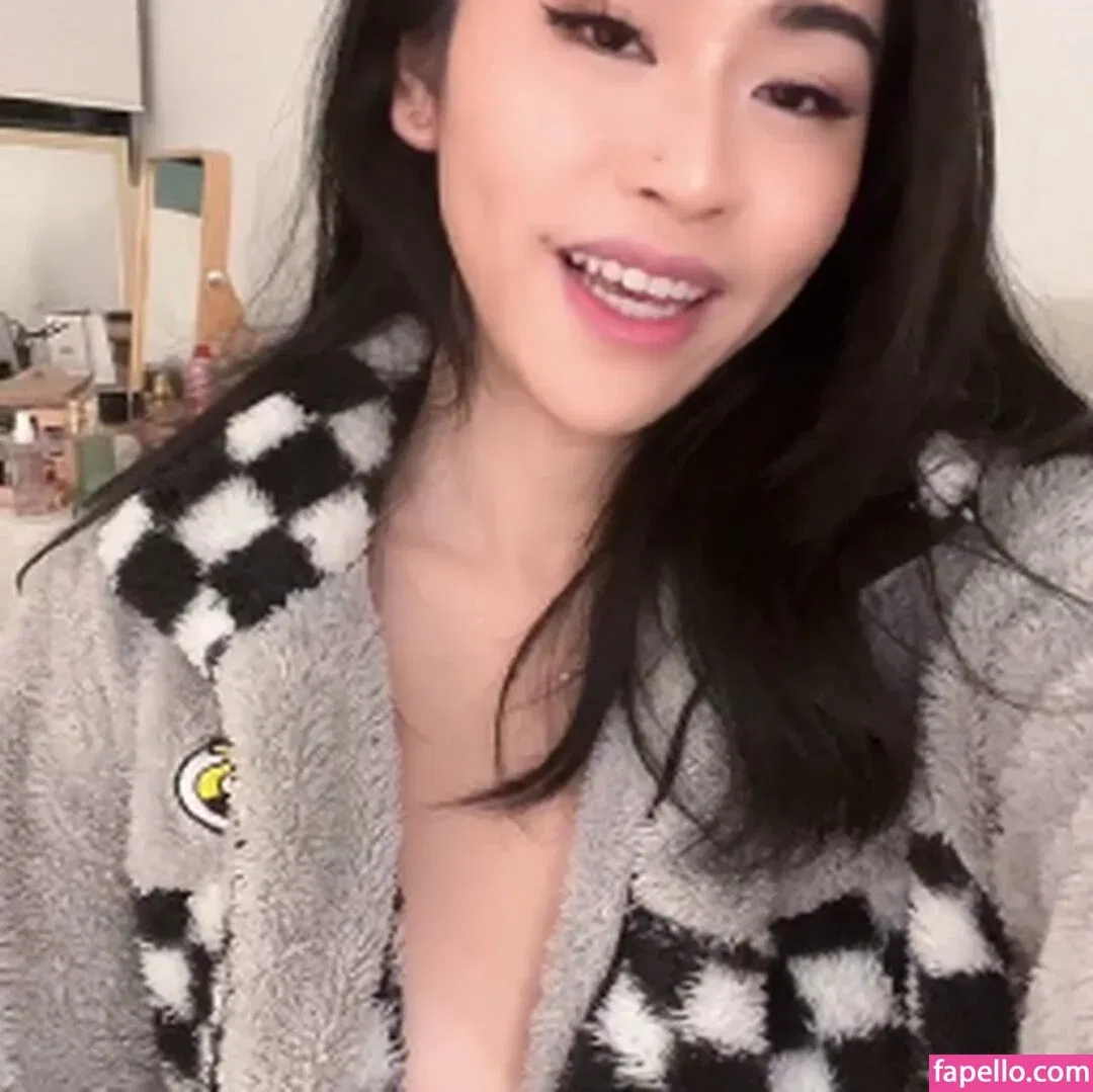 Khloe Kiss Onlyfans Photo Gallery 