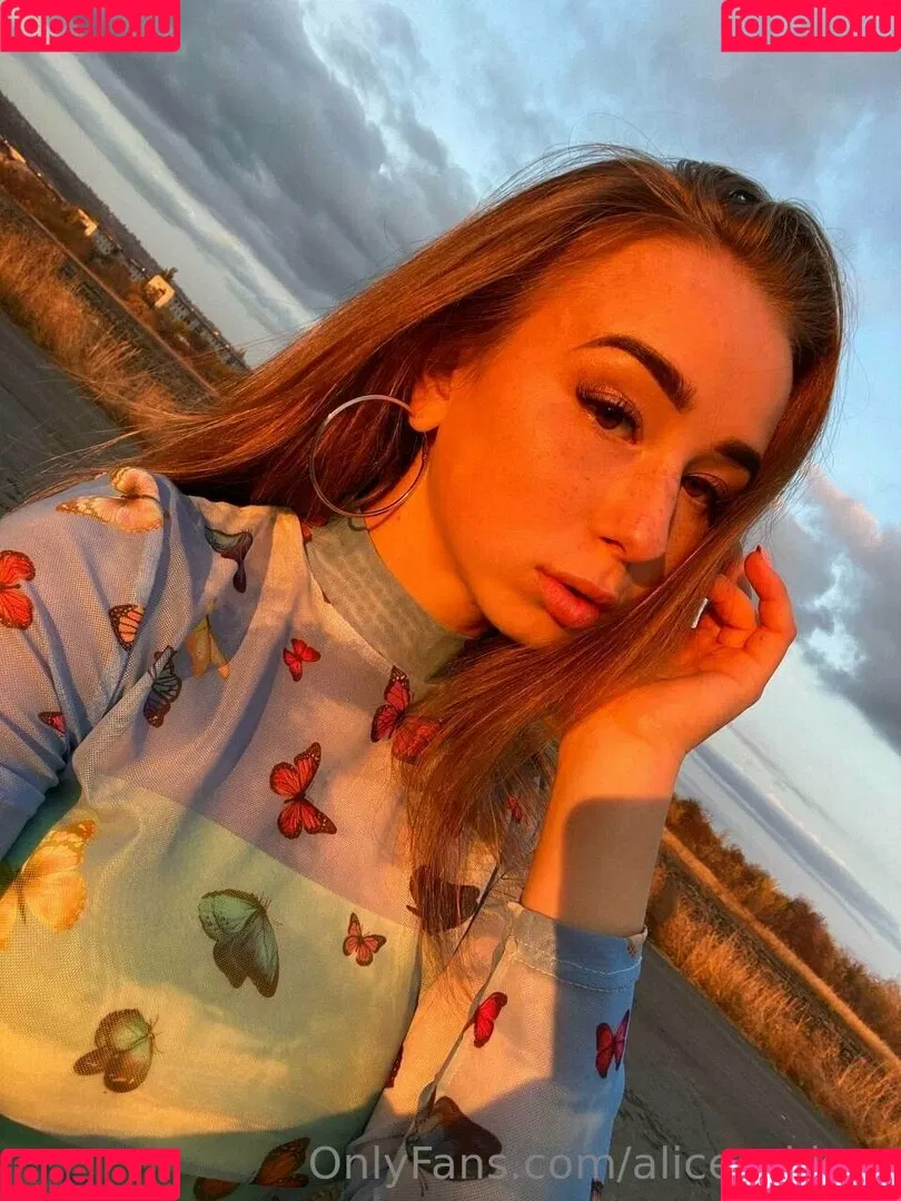 alicee_kisss Onlyfans Photo Gallery 