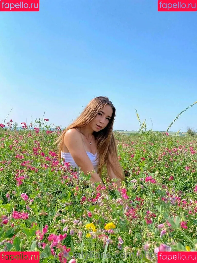 alicee_kisss Onlyfans Photo Gallery 