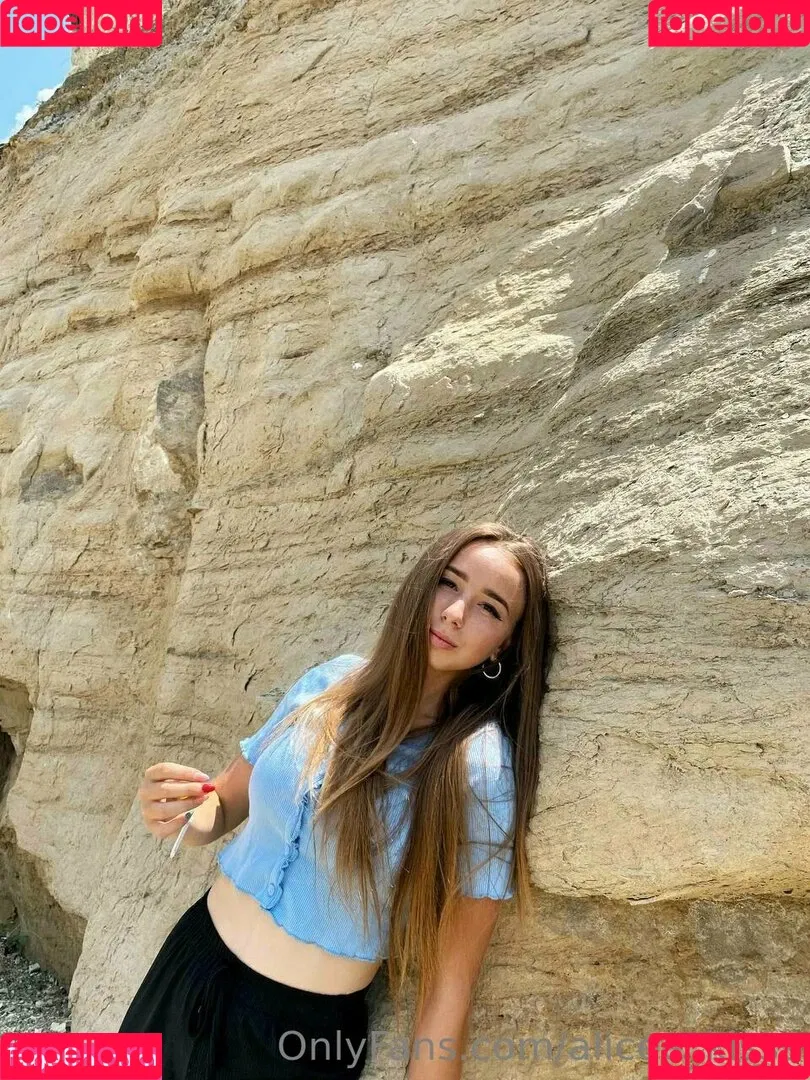 alicee_kisss Onlyfans Photo Gallery 