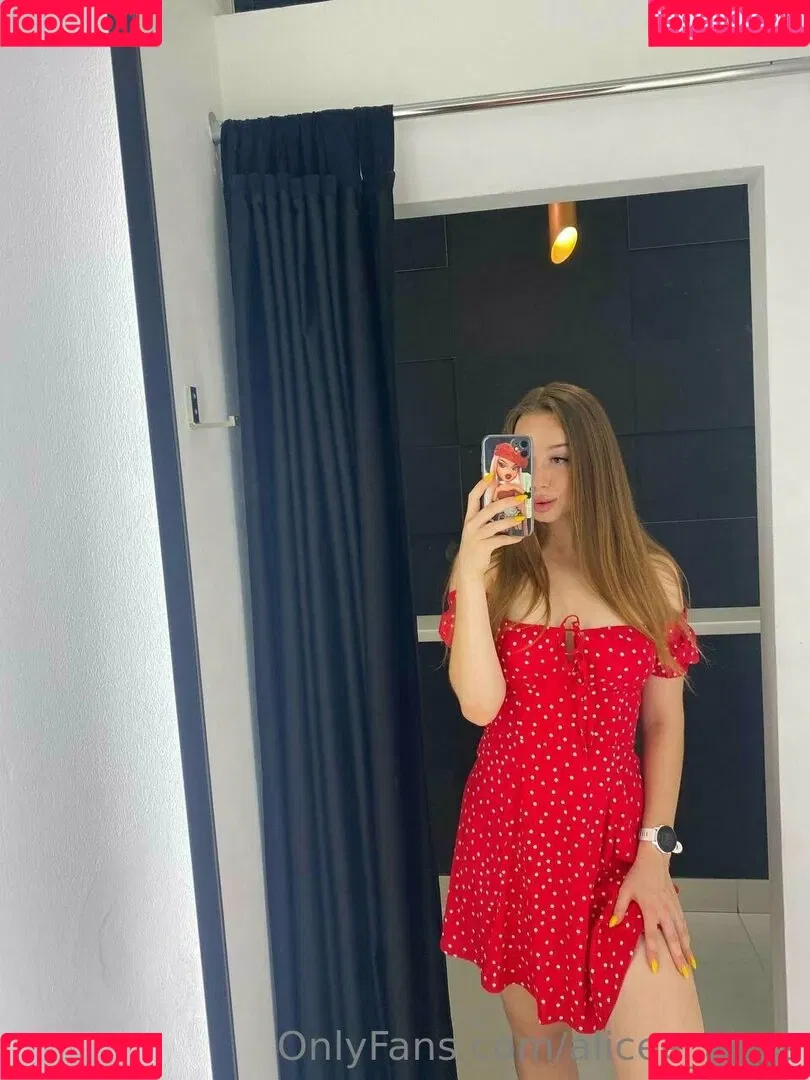 alicee_kisss Onlyfans Photo Gallery 