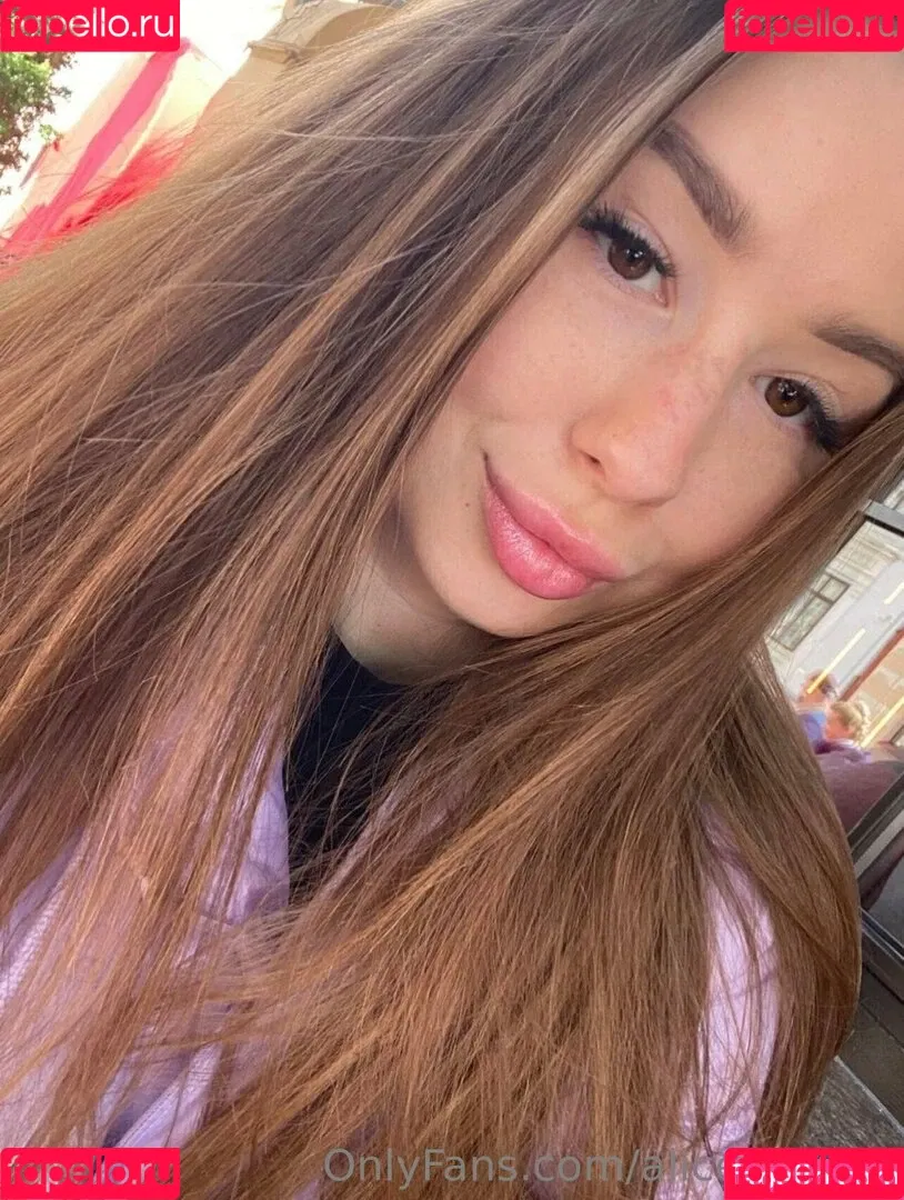 alicee_kisss Onlyfans Photo Gallery 