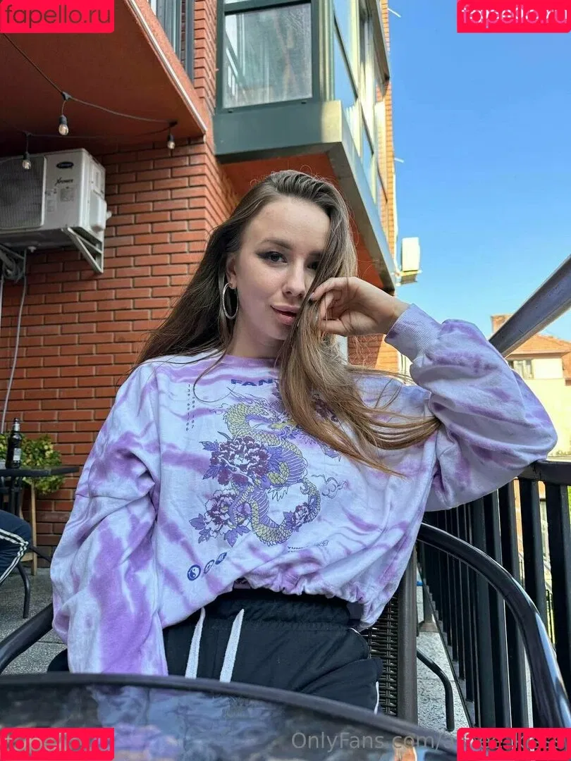 alicee_kisss Onlyfans Photo Gallery 