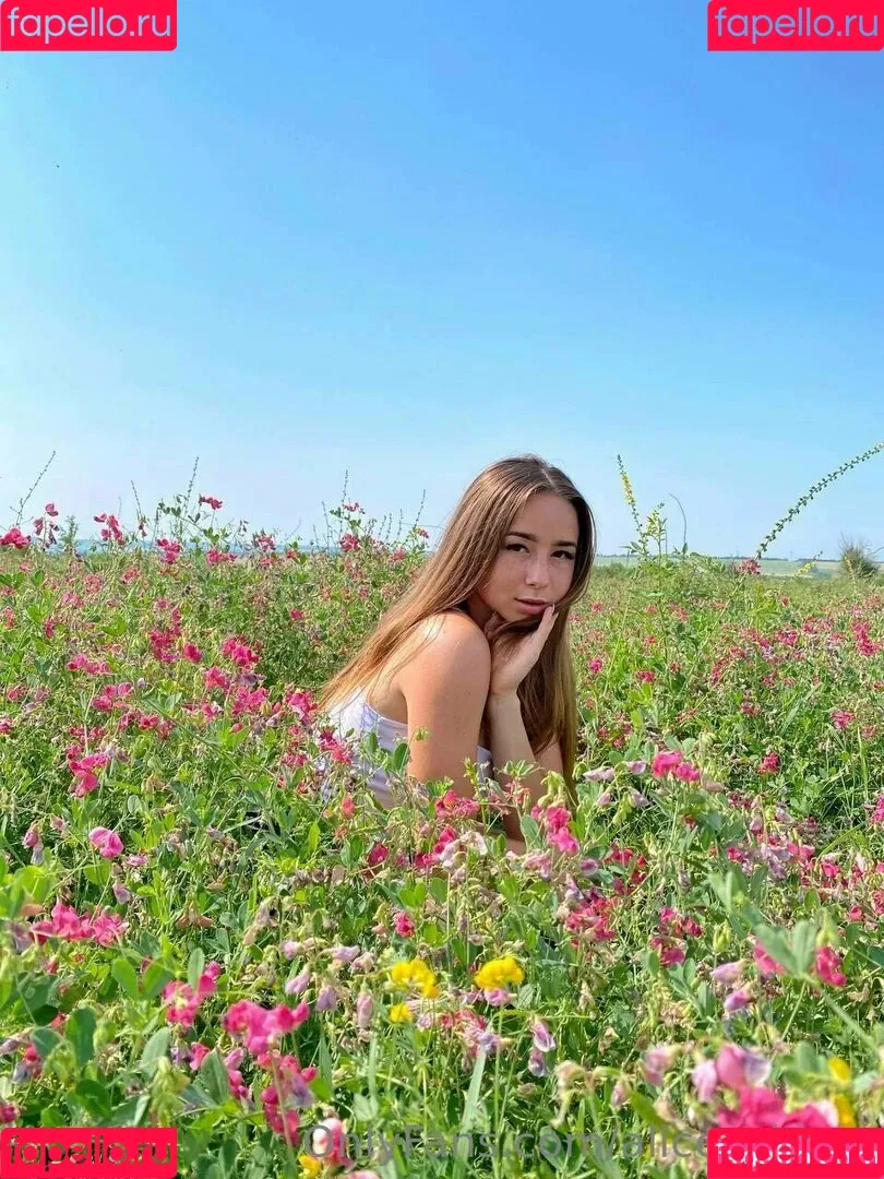 alicee_kisss Onlyfans Photo Gallery 