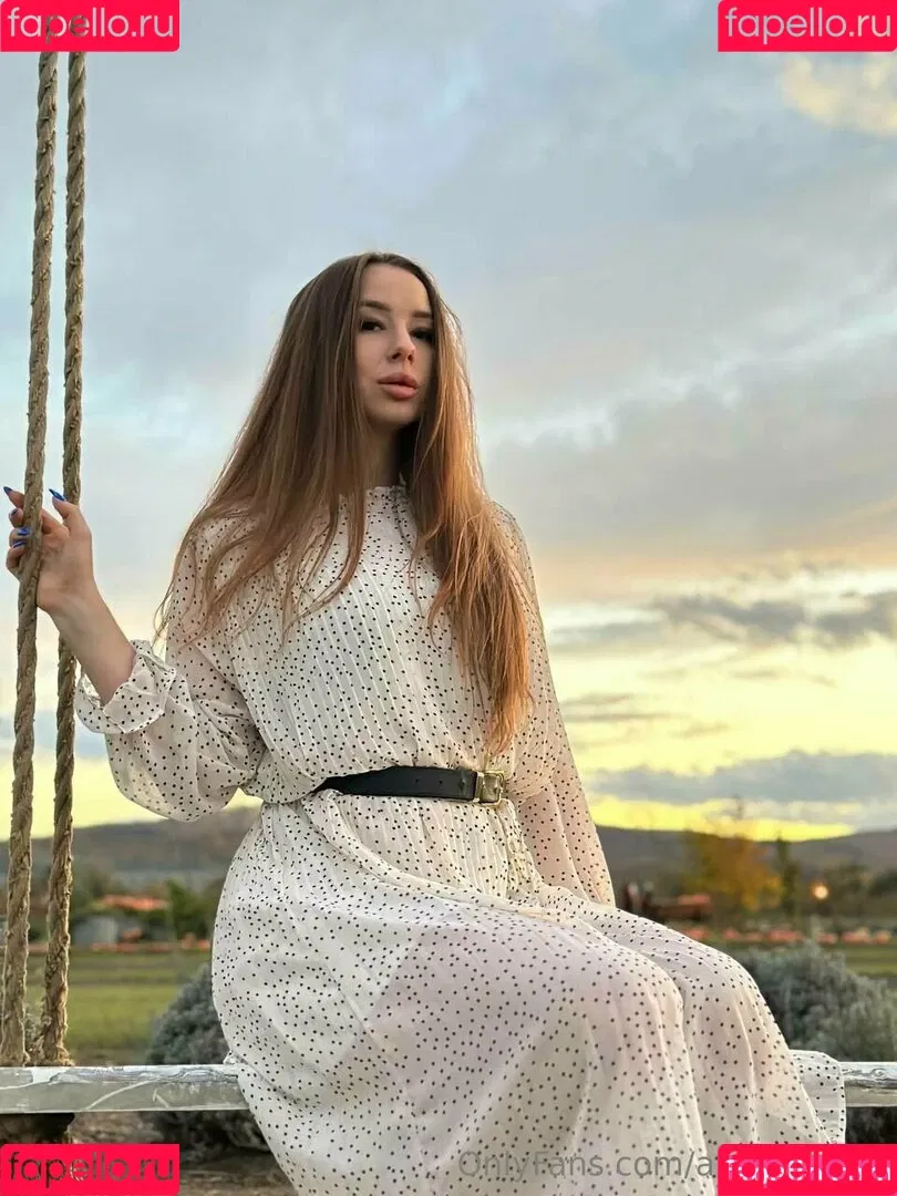 alicee_kisss Onlyfans Photo Gallery 