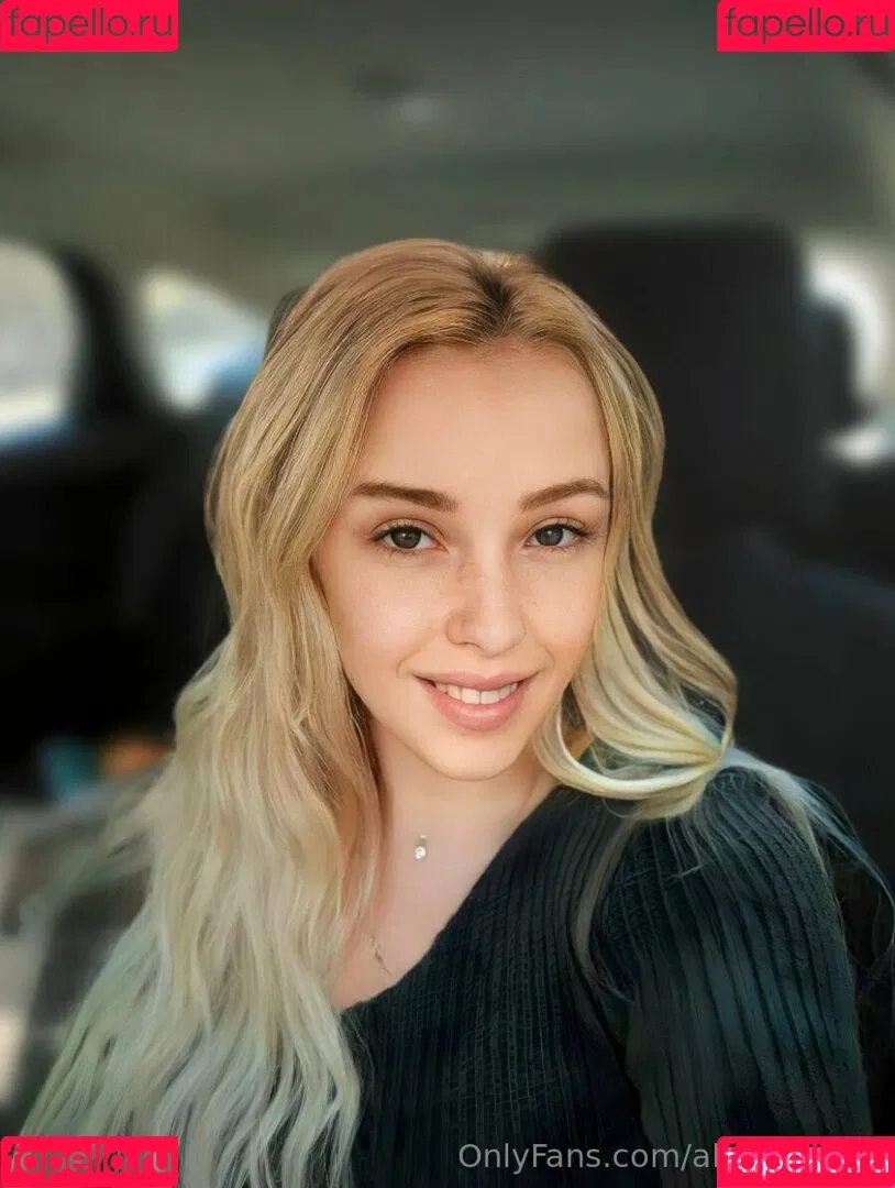 alicee_kisss Onlyfans Photo Gallery 