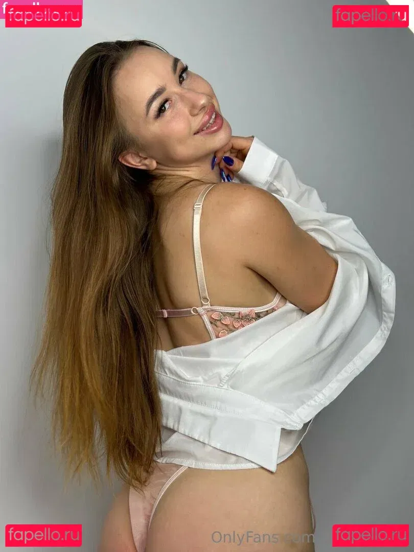 alicee_kisss Onlyfans Photo Gallery 