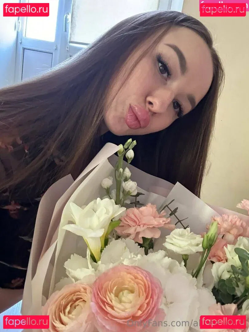 alicee_kisss Onlyfans Photo Gallery 