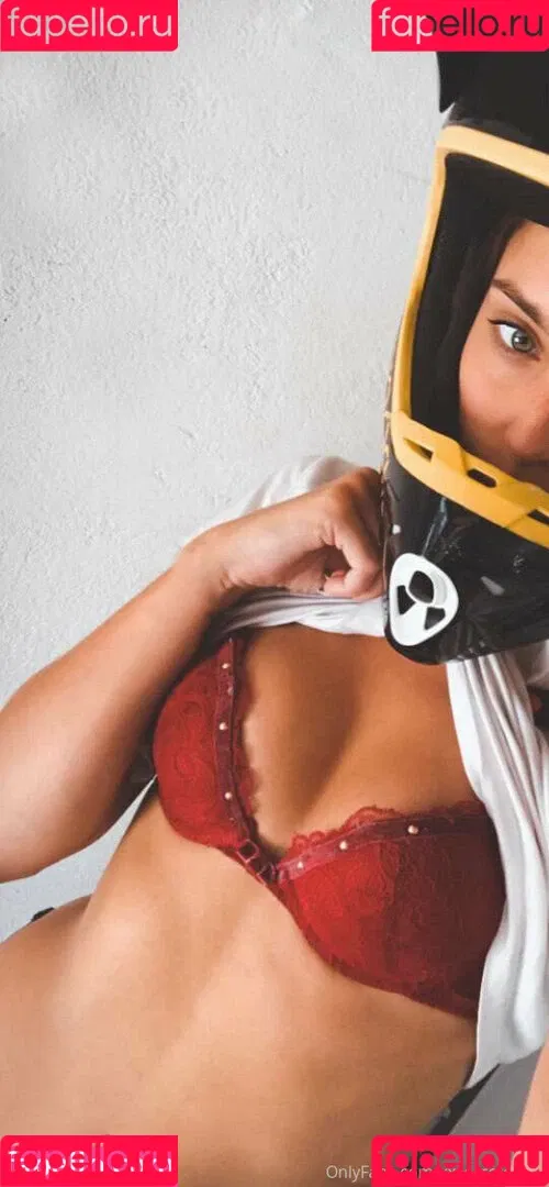 sarissakoldenhof Onlyfans Photo Gallery 
