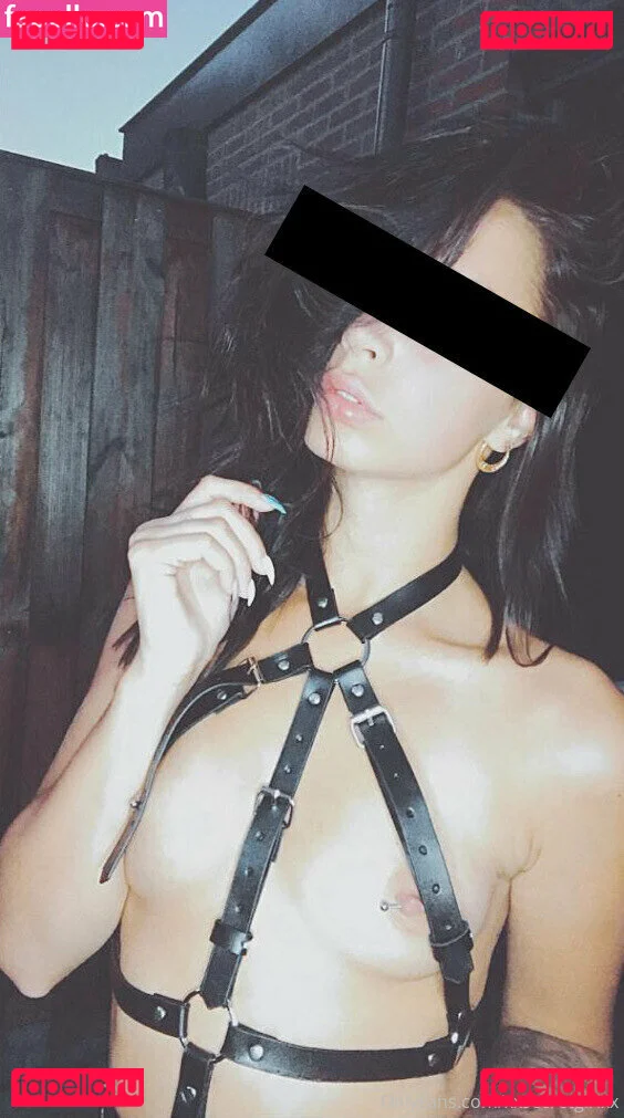 sarissakoldenhof Onlyfans Photo Gallery 