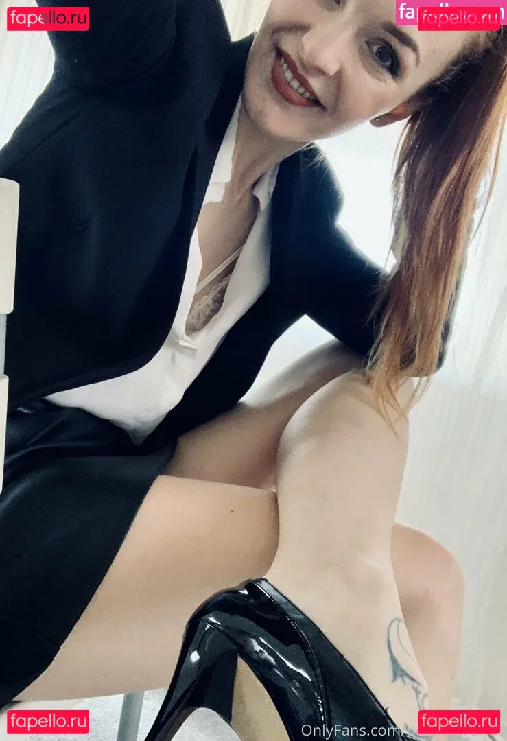 belleclaire Onlyfans Photo Gallery 