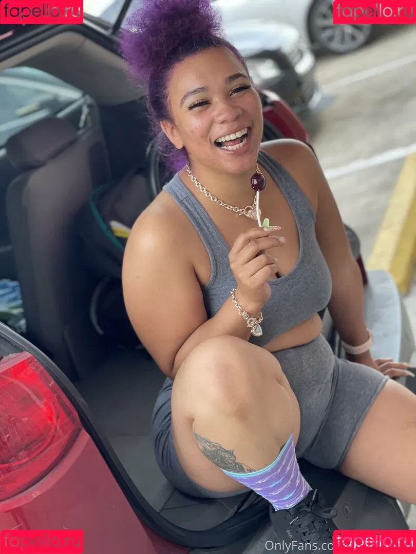 maikingxxx Onlyfans Photo Gallery 