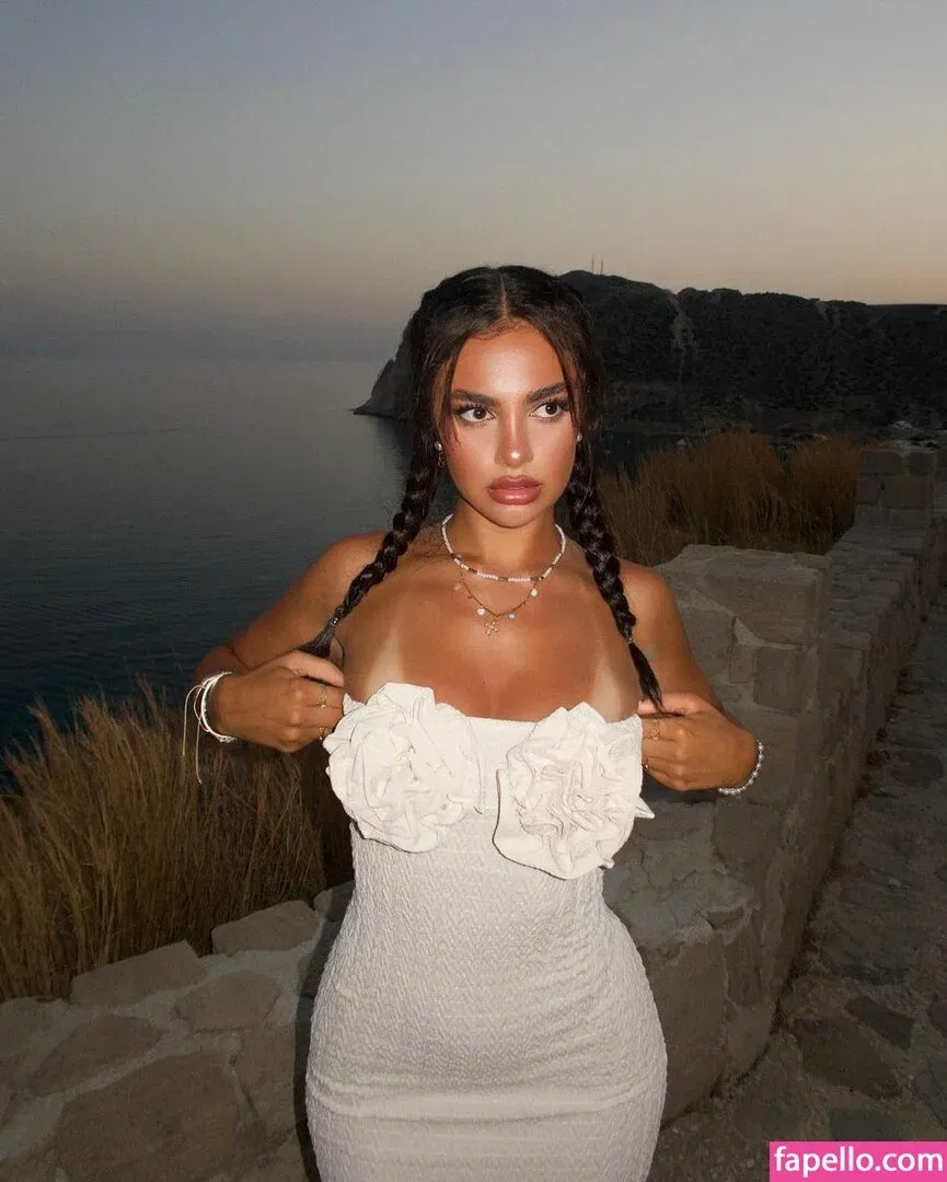 Jessica Bader Onlyfans Photo Gallery 