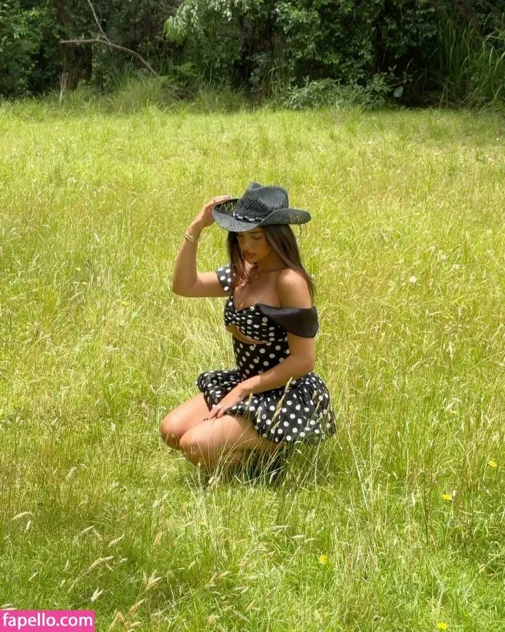 Jessica Bader Onlyfans Photo Gallery 