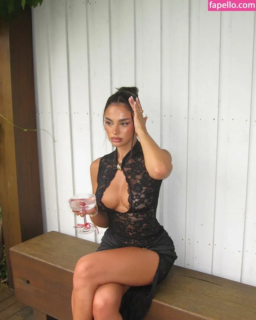 Jessica Bader Onlyfans Photo Gallery 