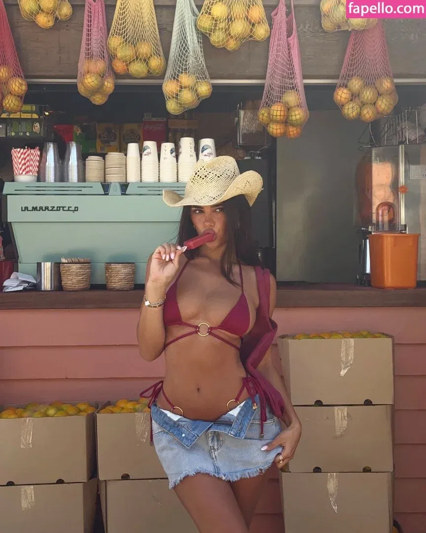 Jessica Bader Onlyfans Photo Gallery 