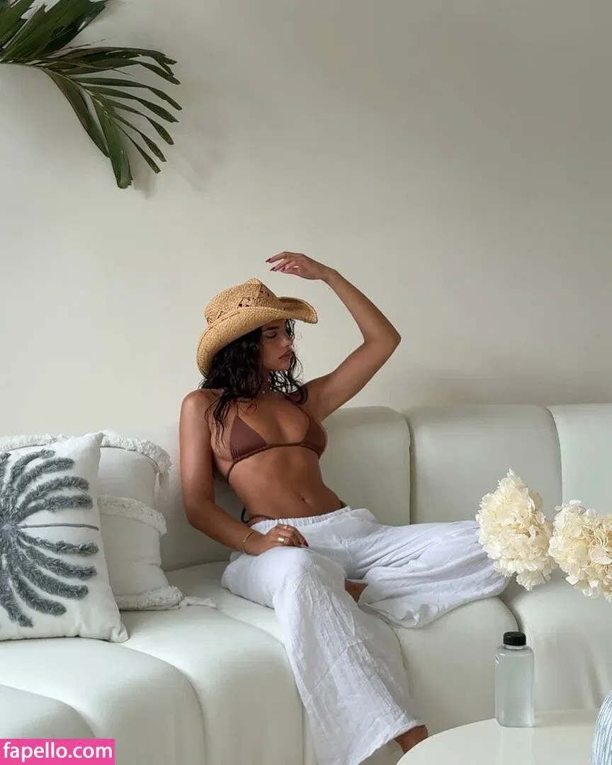 Jessica Bader Onlyfans Photo Gallery 