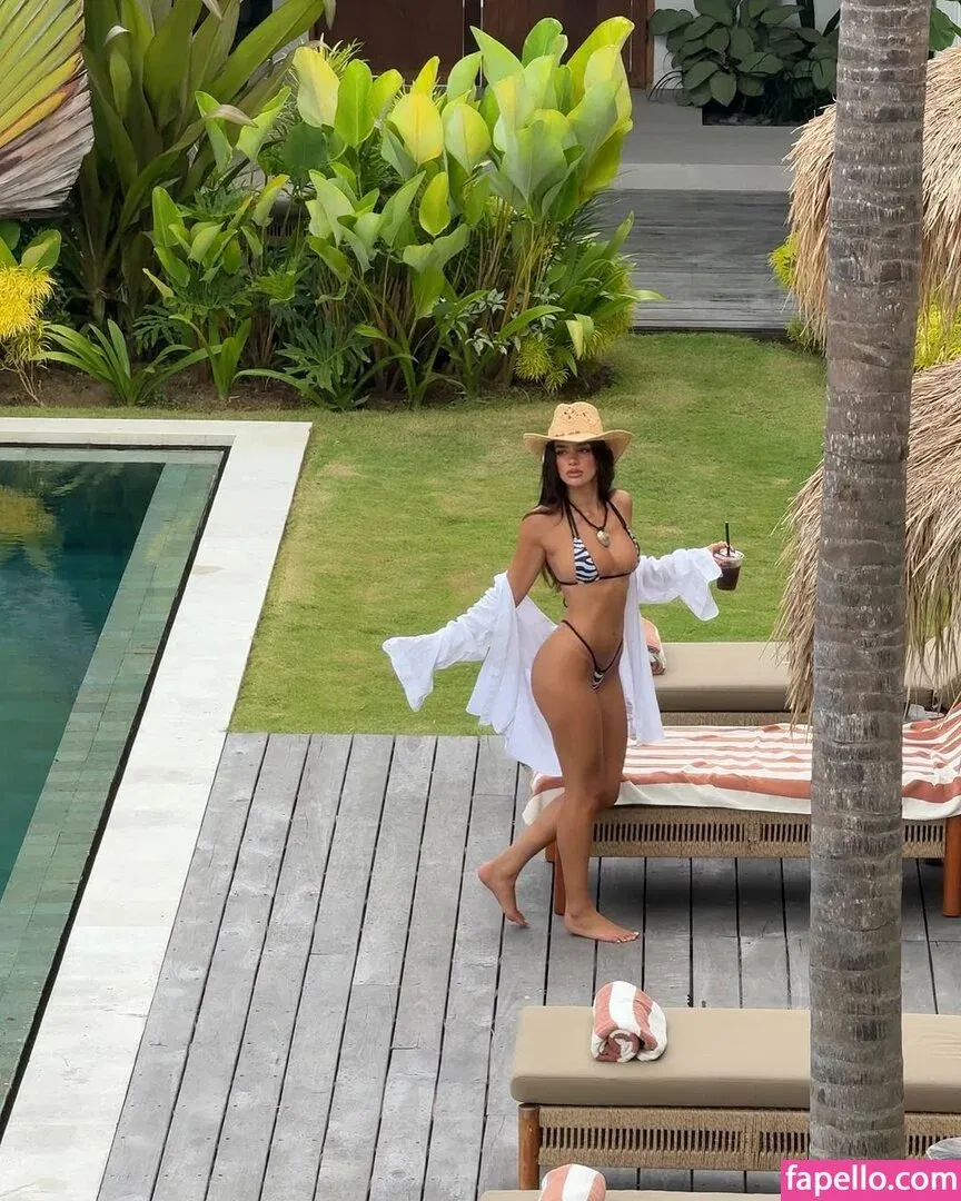 Jessica Bader Onlyfans Photo Gallery 