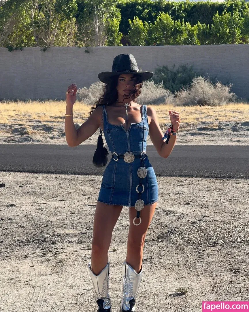 Jessica Bader Onlyfans Photo Gallery 