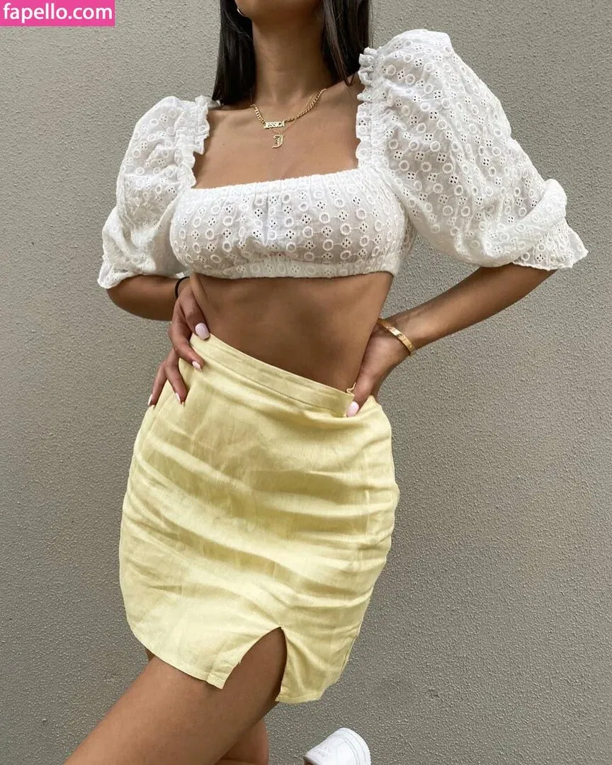 Jessica Bader Onlyfans Photo Gallery 